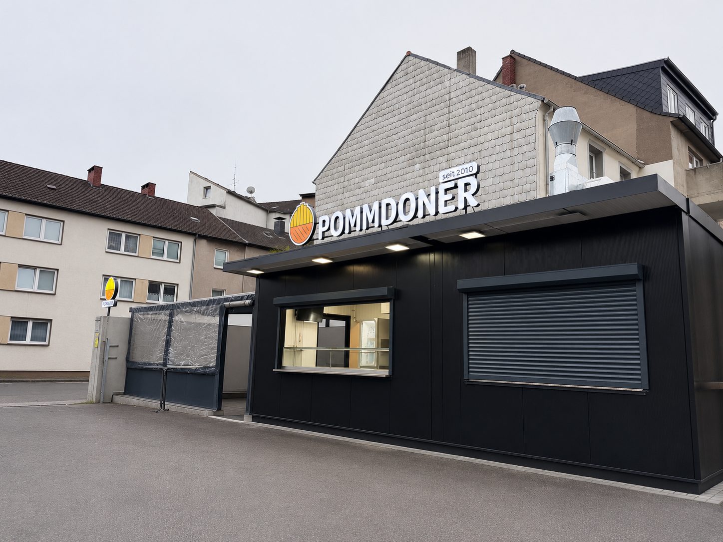 Leuchtbuchstaben Pommdöner